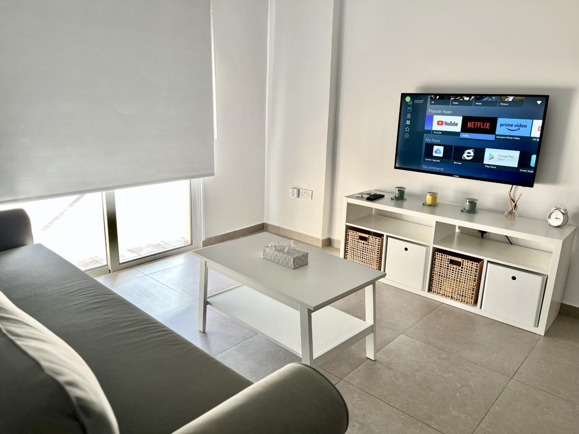 Ease Apartment *